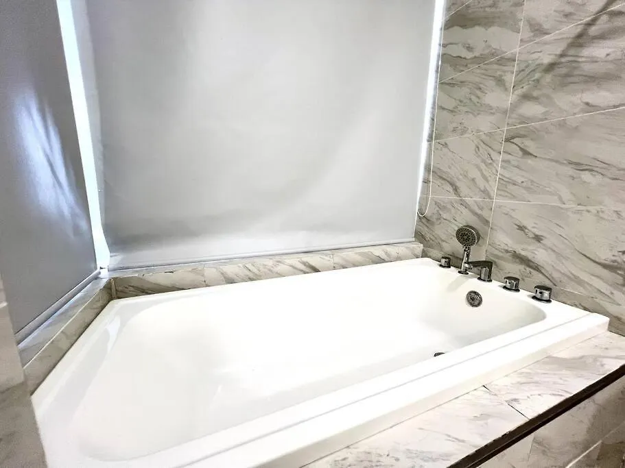 アパート Imperio 2Bedroom 4Pax-Wi-Fi-1Parking-Tvbox-Seaview Malacca